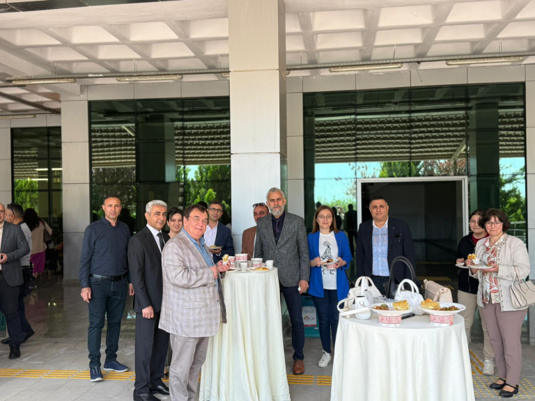 Mercidabık Kampüsü’nde Bahar Şenliği Coşkuyla Gerçekleştirildi